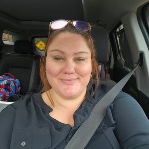 Meet your Posher, Laina